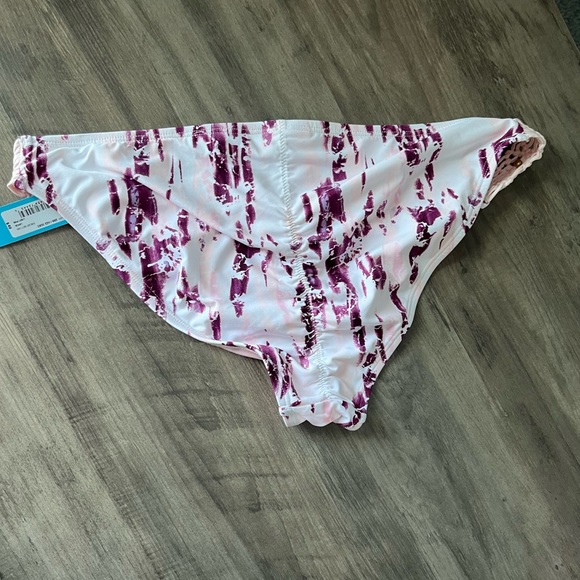 NWT Ambrielle Scrunchy Butt Bikini Bathing Swim Suit *Bottoms Only* - Picture 1 of 5